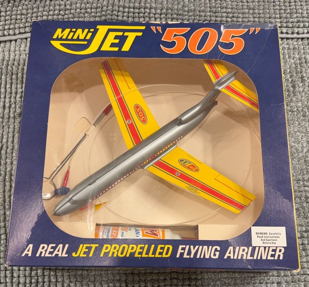 1970 Victor Stanzel Mini Jet 505 ZOOM Jet Propelled Airliner Toy Plane Boxed